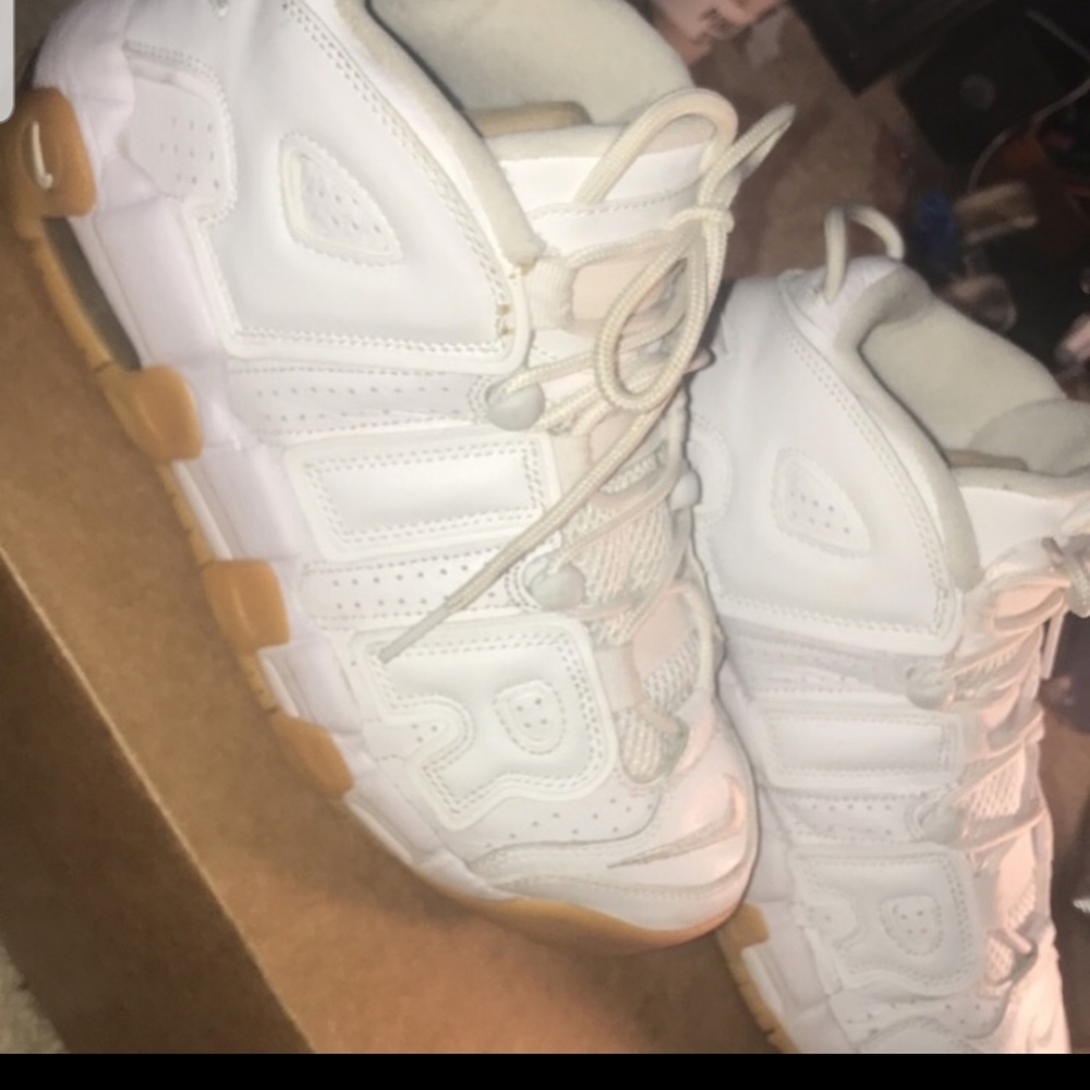 Nike air more uptempo white gum